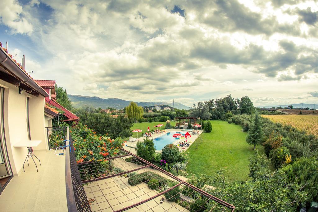 Oaza Inn Охрид Экстерьер фото